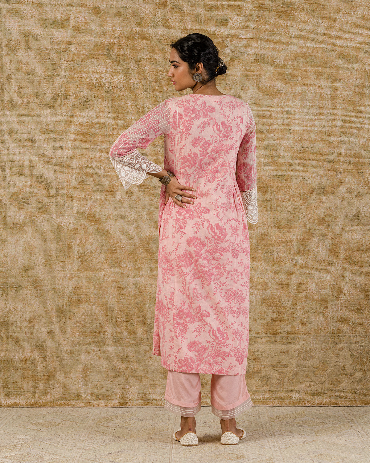 Designer Pink Kurti- Pant With Embroidery Work, Hand Wash, Size: Free Size  at Rs 1999/piece in Bengaluru
